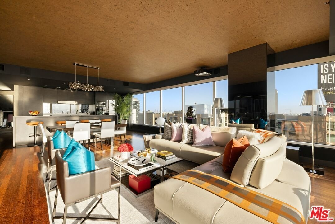Condo in Los Angeles, California, United States 4 - 17741985