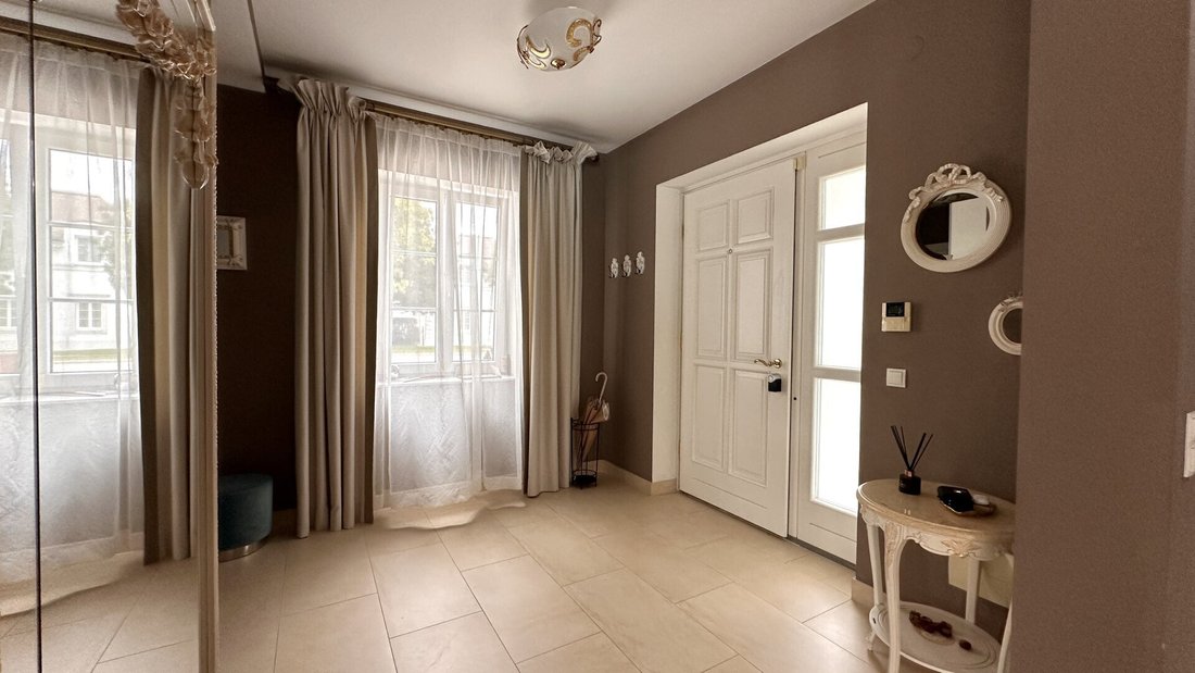 Villa in Oberwaltersdorf, Lower Austria, Austria 4 - 17741607