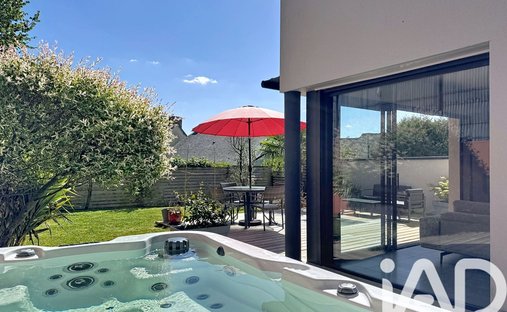 House in Nord, Vern-sur-Seiche, France 1