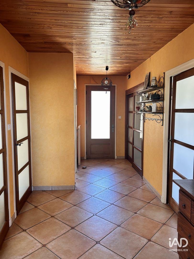House in Chanat-la-Mouteyre, Auvergne-Rhône-Alpes, France 5 - 17746315