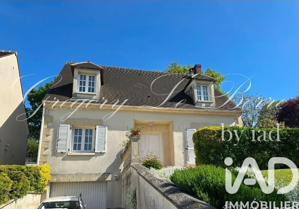 House in Luzarches, Ile-de-France, France 1 - 17382533