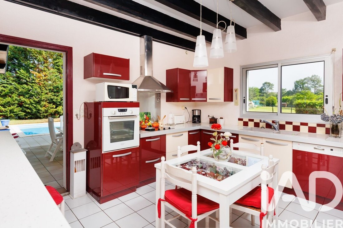 House in Saint-Vincent-de-Paul, Nouvelle-Aquitaine, France 2 - 17746120