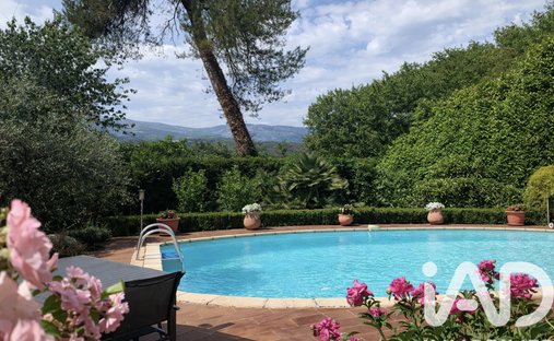 Maison à Valbonne, Provence-Alpes-Côte d'Azur, France 1