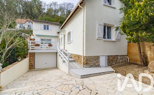 House in Villennes-sur-Seine, Ile-de-France, France 1