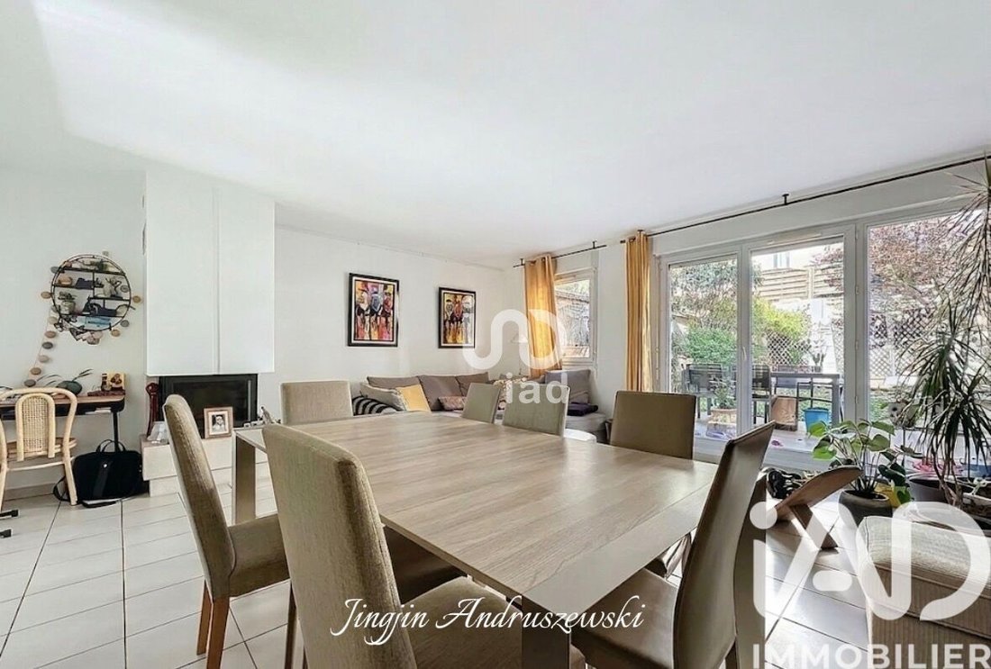 House in Montesson, Ile-de-France, France 1 - 17745872