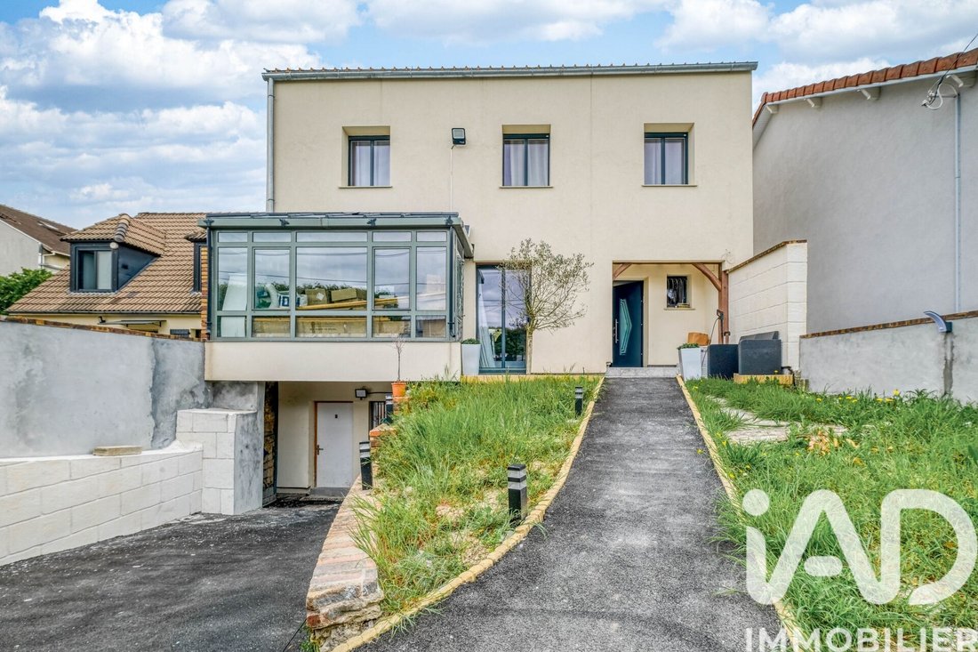 House in Gagny, Ile-de-France, France 1 - 17746327