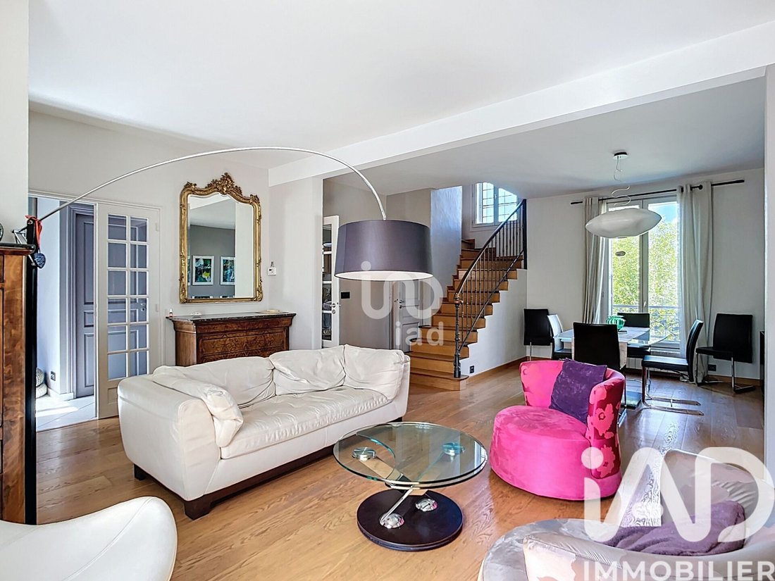 House in Fontenay-sous-Bois, Ile-de-France, France 3 - 17746226