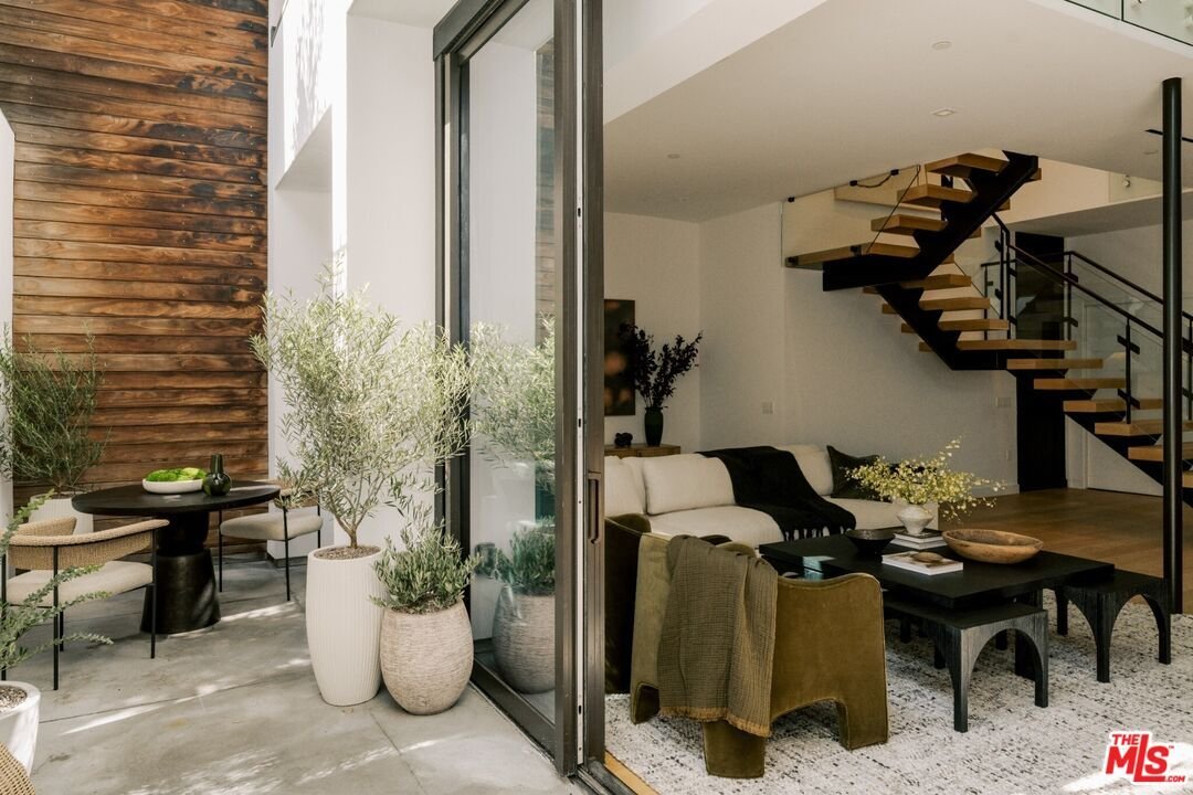 Condo in Los Angeles, California, United States 3 - 17742005