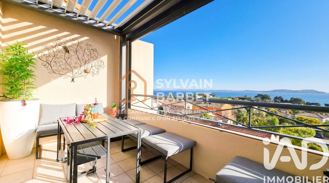 Apartment in Carqueiranne, Provence-Alpes-Côte d'Azur, France 1 - 17746297
