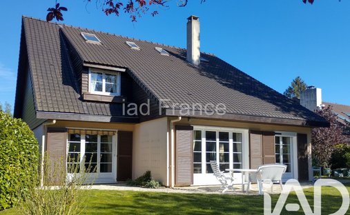 House in Chavenay, Ile-de-France, France 1