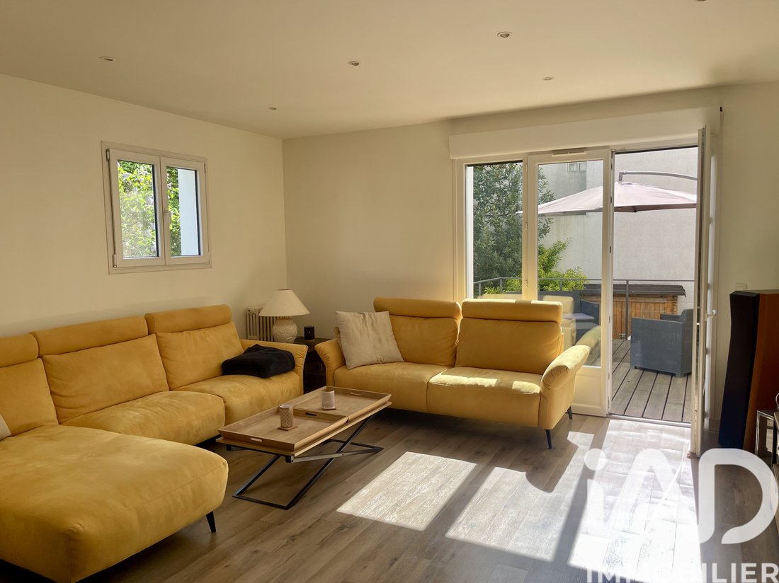 House in Les Pavillons-sous-Bois, Ile-de-France, France 4 - 17746337