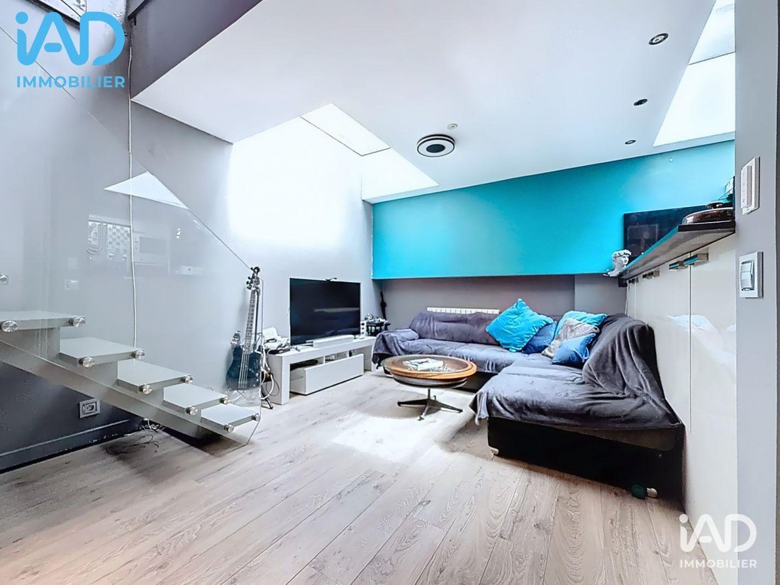 Apartment in Faubourg du Temple-Hôpital Saint Louis, Paris 10e Arrondissement, Paris 5 - 17746296