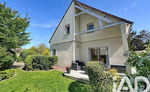 House in Thaon, Normandy, France 1