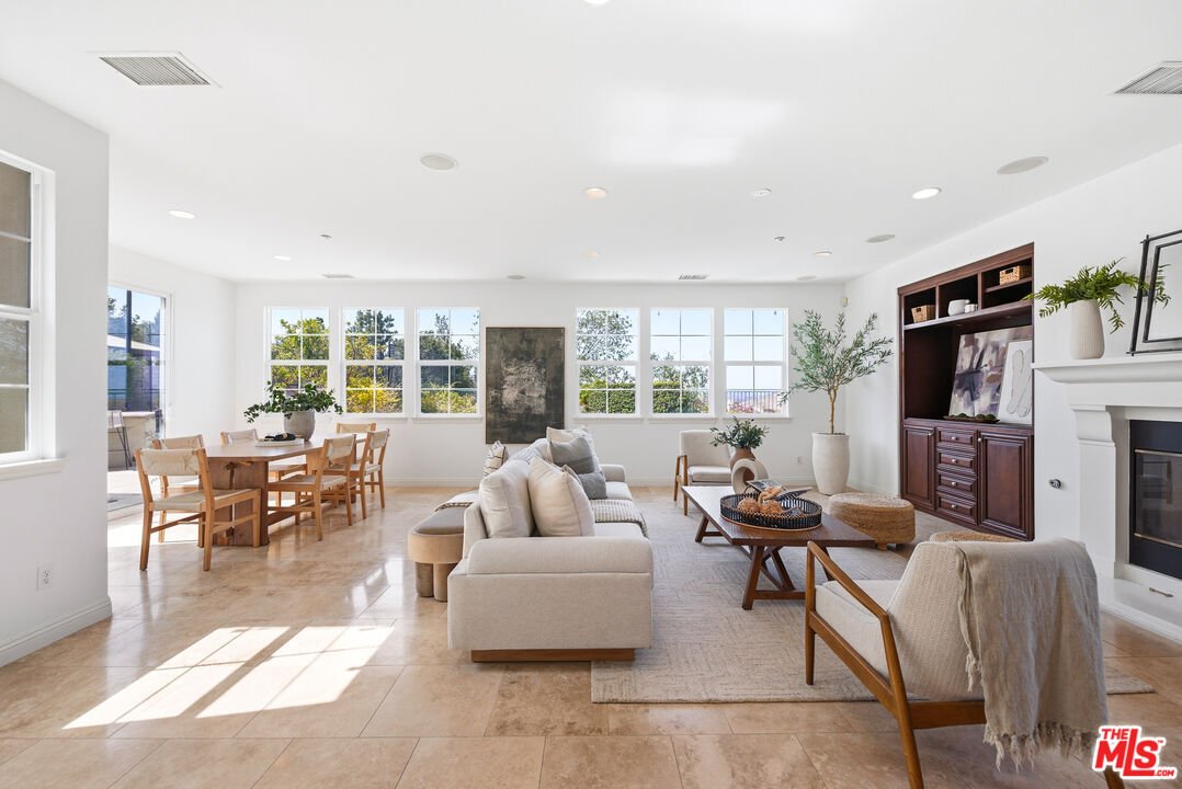 House in Simi Valley, California, United States 5 - 17741919