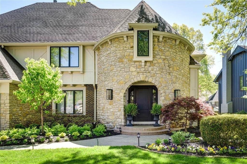 House in Leawood, Kansas, United States 3 - 17742089