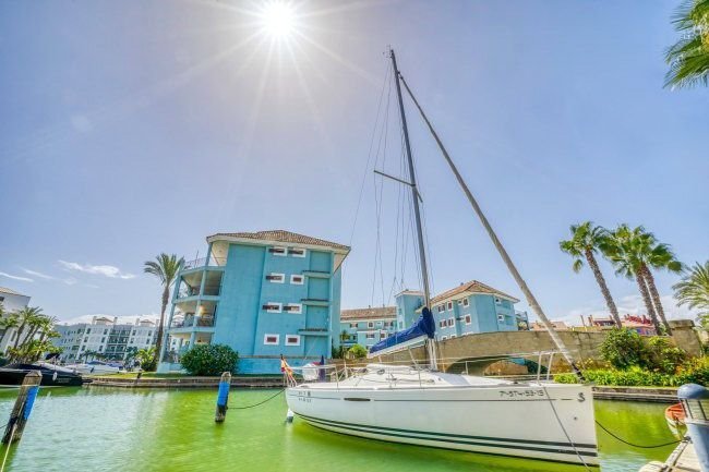 Apartment in Sotogrande, San Roque, Andalusia 1 - 17742366