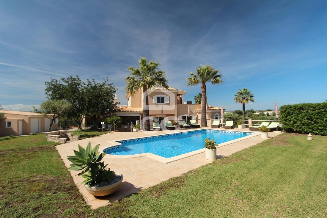 Villa in Armacao de Pera, Algarve, Portugal 3 - 17742407