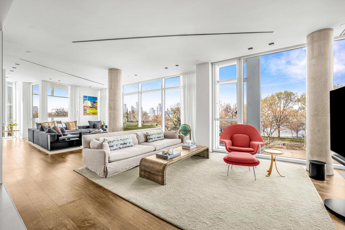 Condo in New York, New York, United States 1 - 17742418