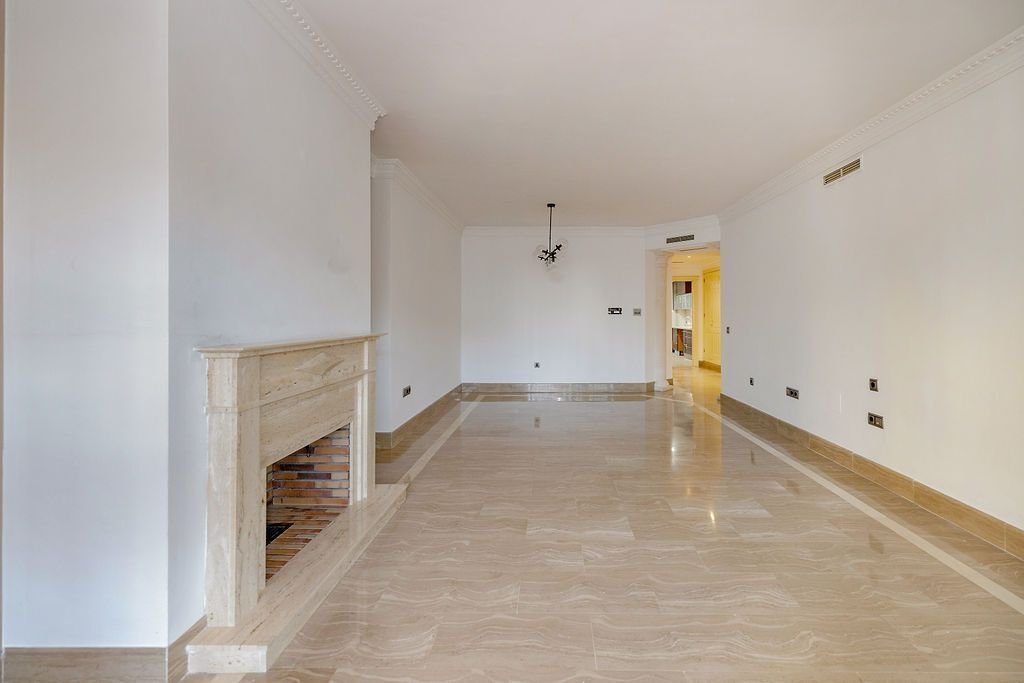 Apartment in Sierra Blanca, Marbella, Spain 5 - 17742350