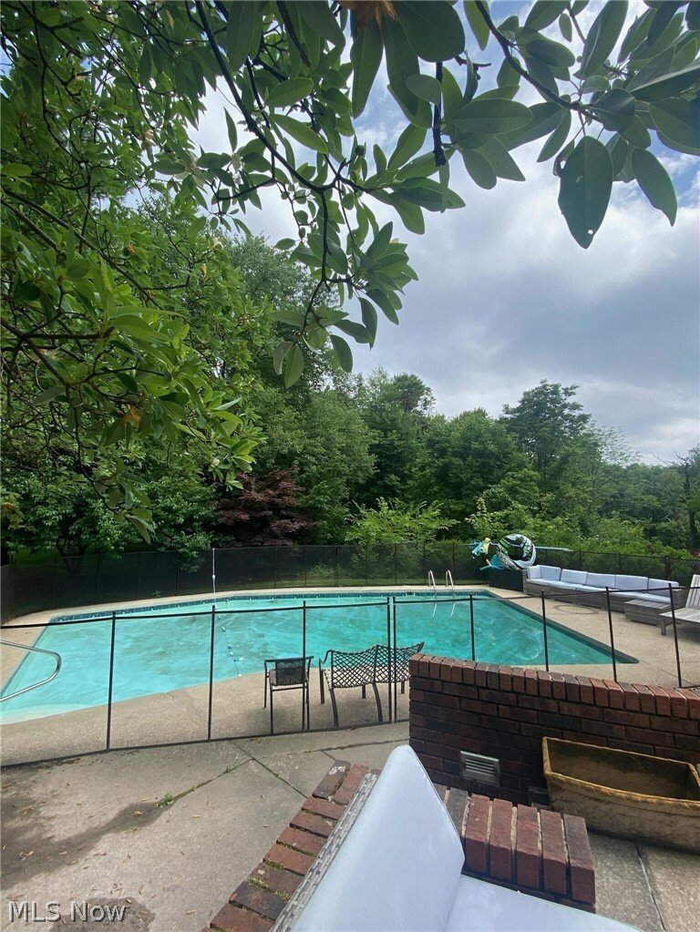 House in Pepper Pike, Ohio, United States 2 - 17747814