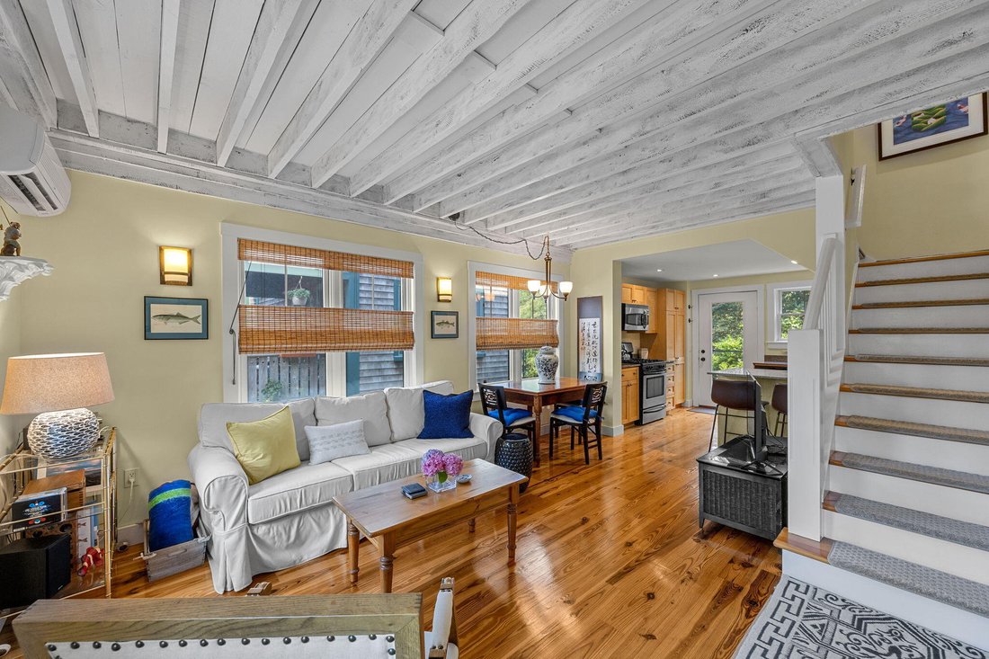 Condo in Provincetown, Massachusetts, United States 4 - 17742666