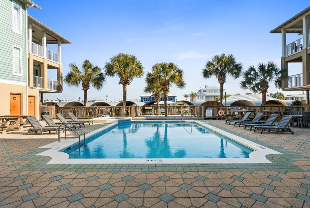 Condo in Port St. Joe, Florida, United States 2 - 17746697