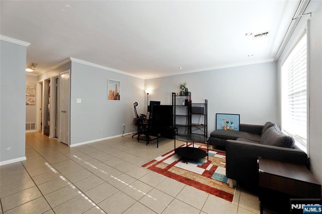 Condo in Englewood, New Jersey, United States 5 - 17745052
