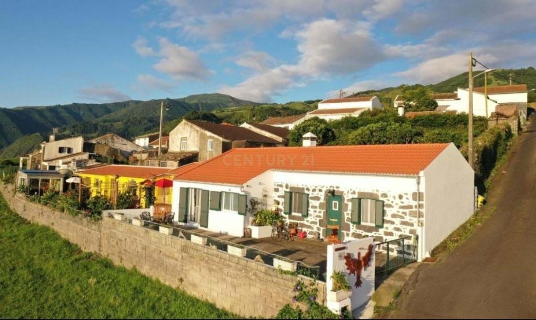 Villa in Nordeste, Azores, Portugal 1 - 15939442
