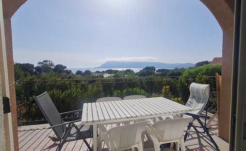 Haus in Dorf, Saint-Mandrier-sur-Mer, Frankreich 1