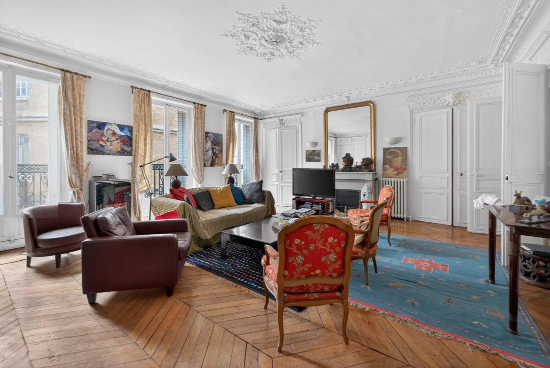Apartment in Monnaie, Paris 6e Arrondissement, Paris 2 - 17745156
