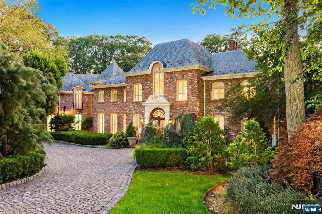 House in Saddle River, New Jersey, United States 4 - 15971268