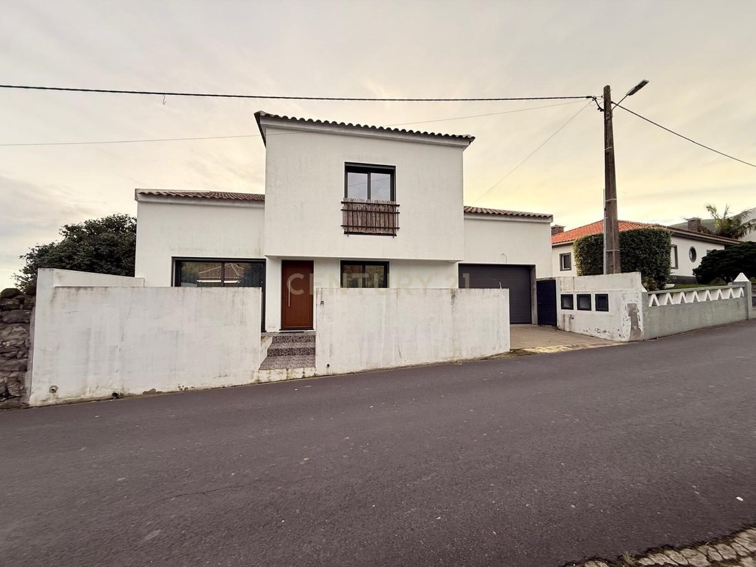 Villa in Povoacao, Azores, Portugal 1 - 16566740
