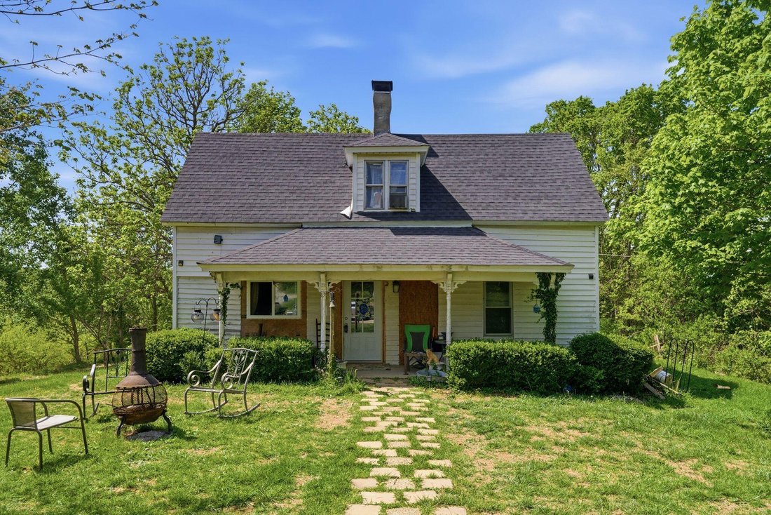 House in Harrodsburg, Kentucky, United States 4 - 17750302