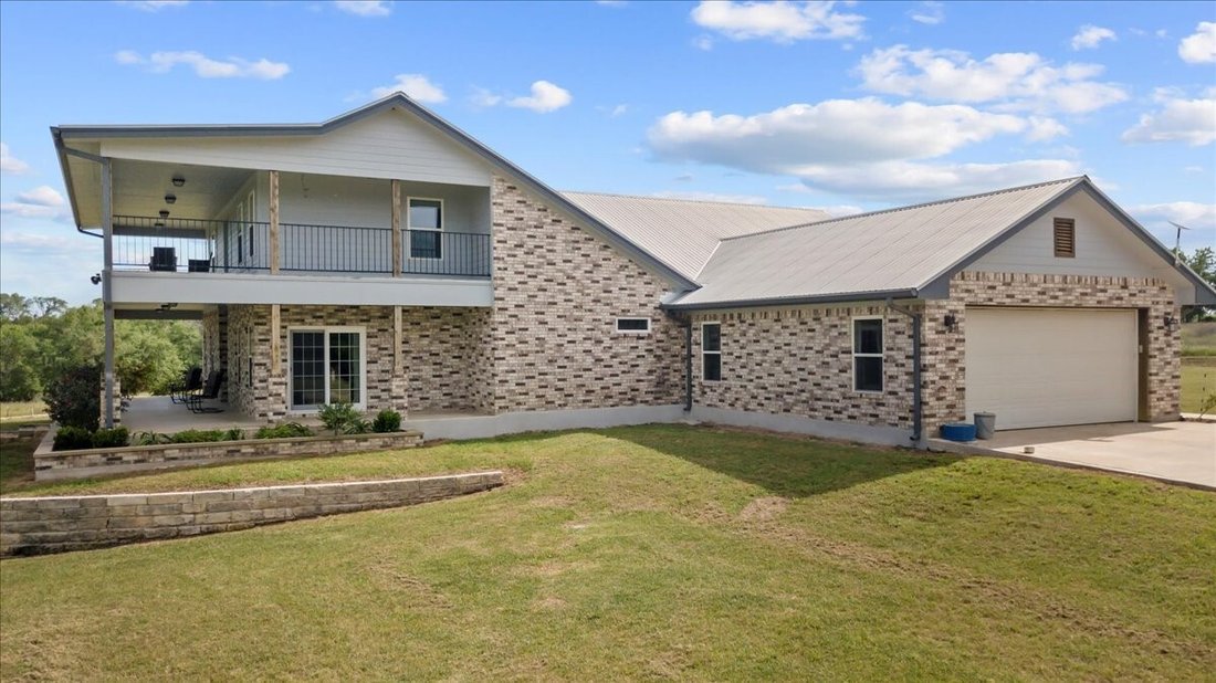 Farm Ranch in Red Rock, Texas, United States 3 - 17750508