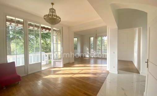 Villa in Centre Montmorency, Montmorency, France 1