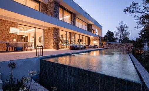 Villa in Roca Llisa, Santa Eulària des Riu, Balearische Inseln 1