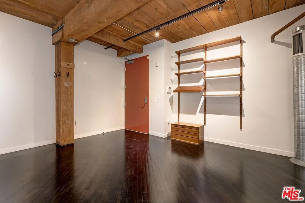 Condo in Los Angeles, California, United States 5 - 17747094
