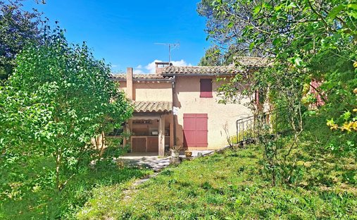 House in Beaurecueil, Provence-Alpes-Côte d'Azur, France 1