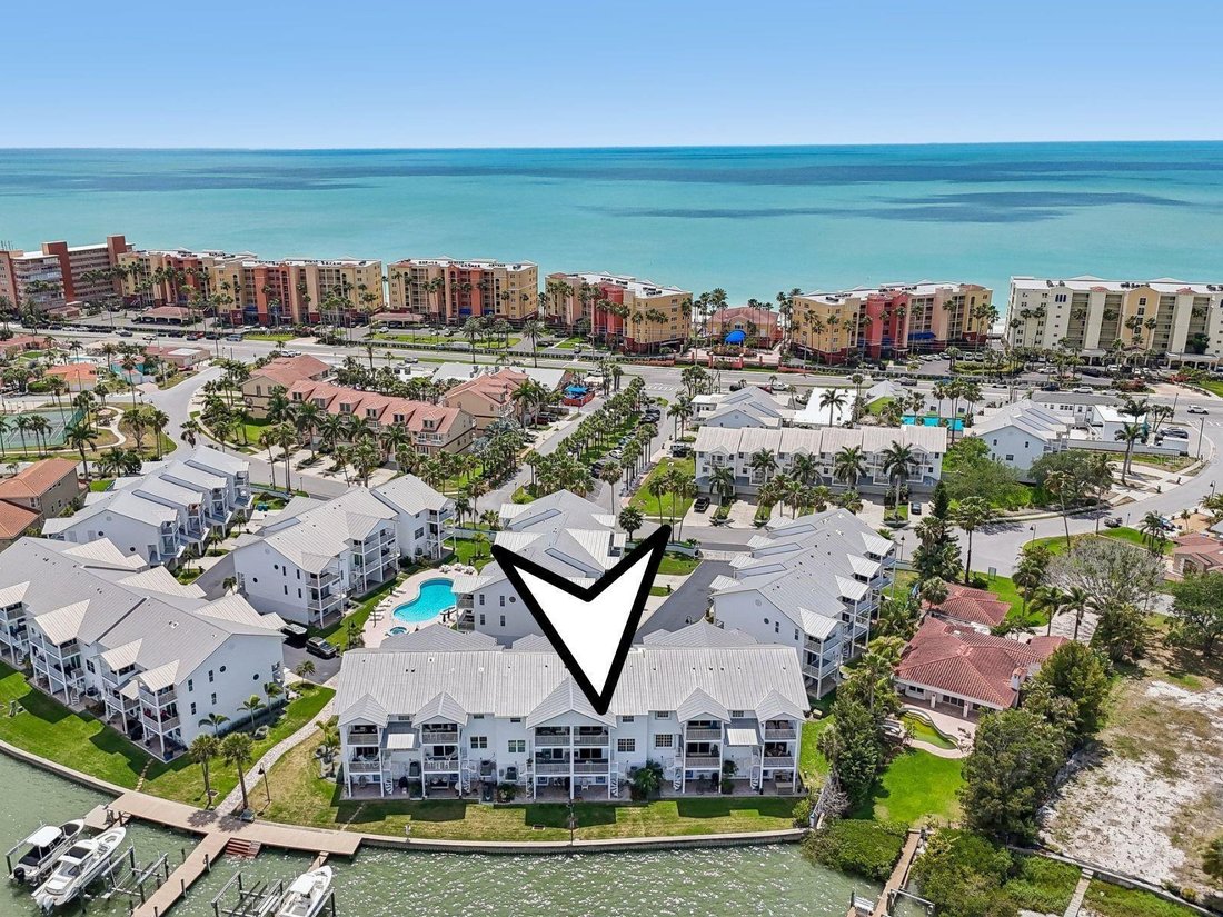 Townhouse in Madeira Beach, Florida, United States 1 - 17743641
