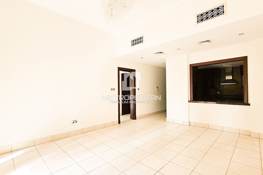 Apartment in Al Wasl, Dubai, United Arab Emirates 5 - 17745427