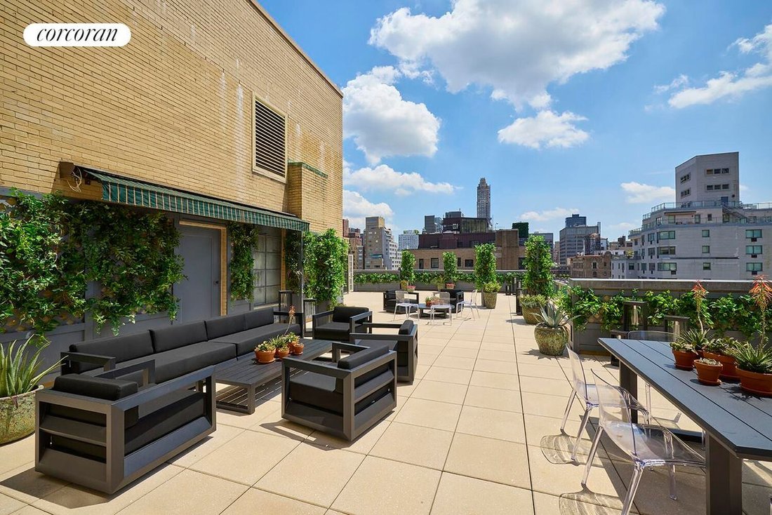 Co Op in New York, New York, United States 5 - 17745333