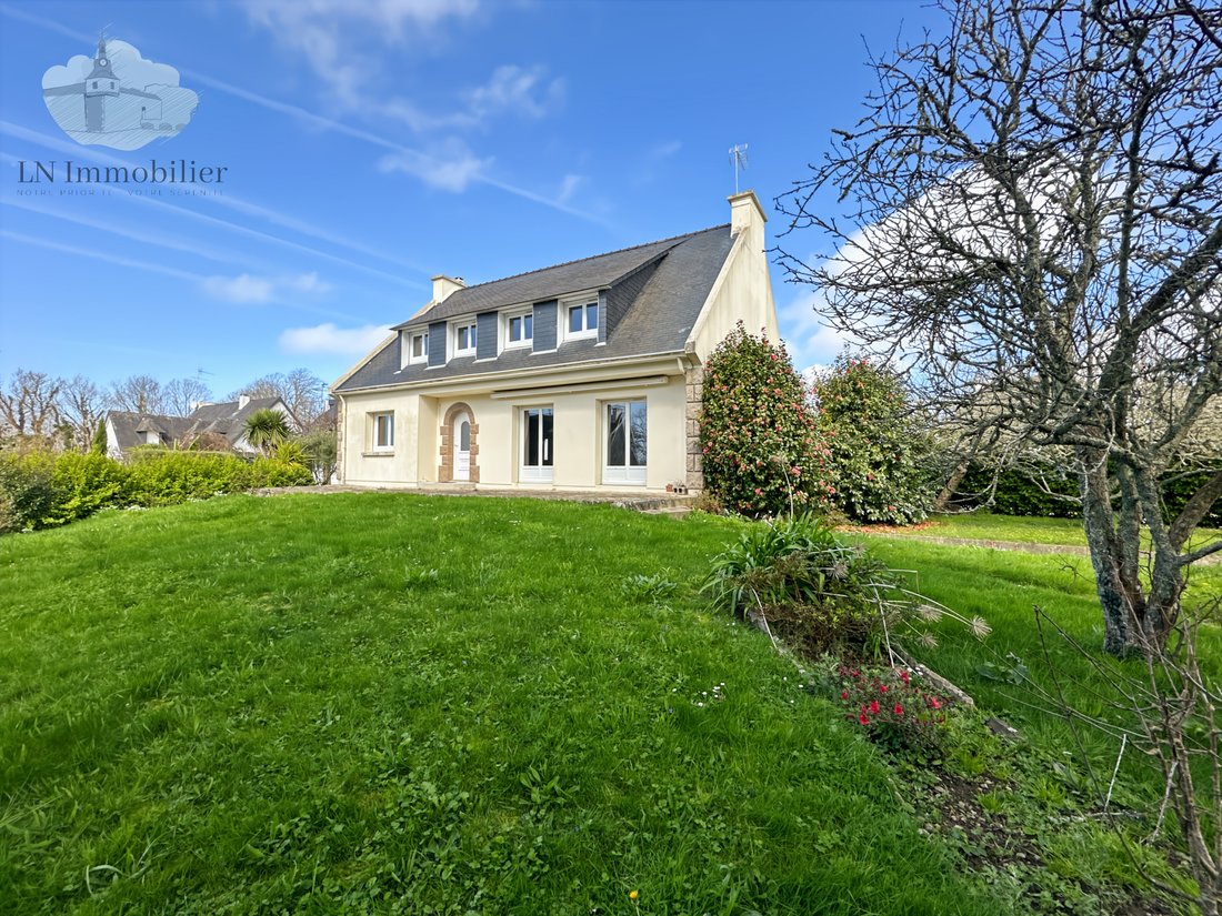 House in Beuzec Conq-Lochrist-Parc-Menez, Concarneau, France 2 - 17744756