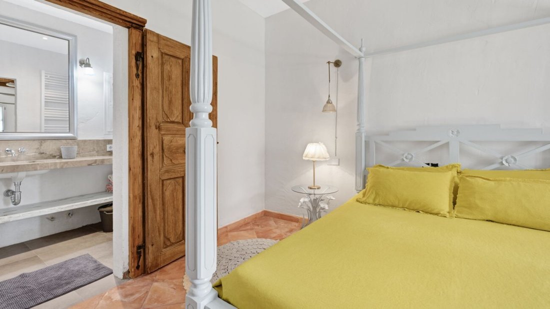 Finca in Pollenca, Balearic Islands, Spain 3 - 17747437