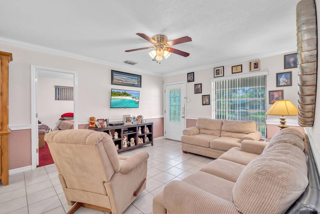 House in Davie, Florida, United States 5 - 17747939