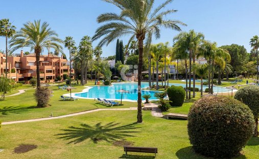Penthouse en Atalaya Isdabe, Estepona, Andalucía 1