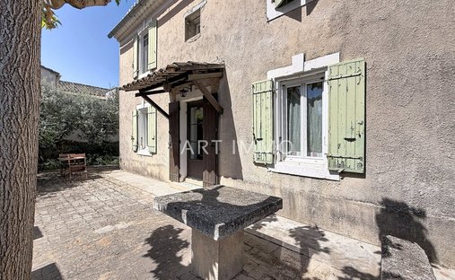 Maison à Maubec, Provence-Alpes-Côte d'Azur, France 1