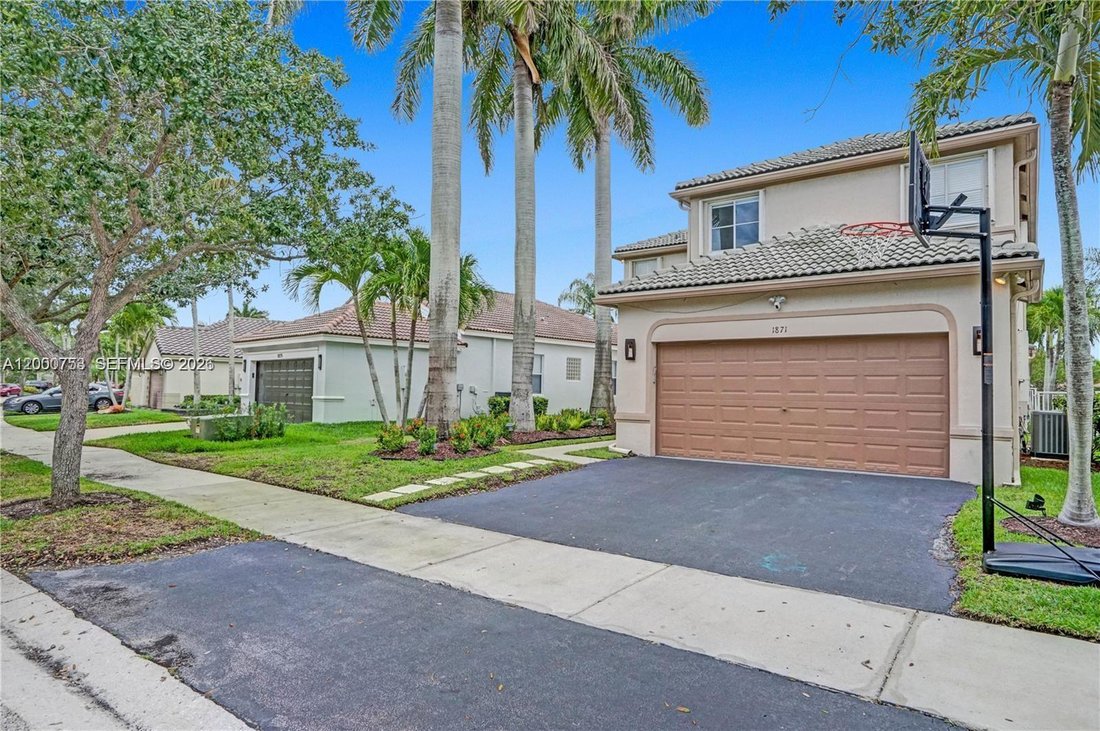 House in Weston, Florida, United States 3 - 17747645