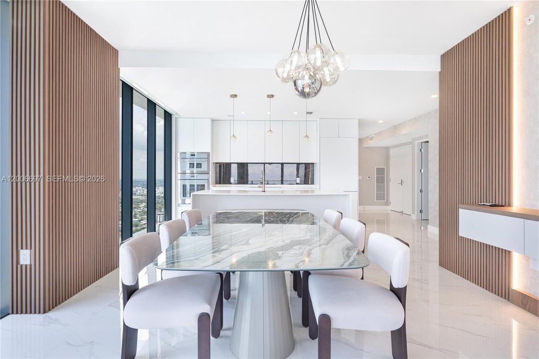 Condo in Miami, Florida, United States 5 - 17747691