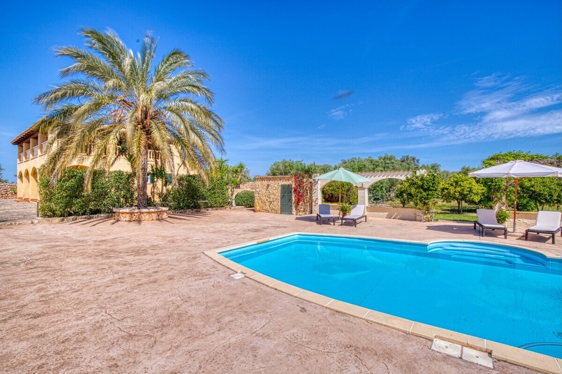 Finca in Llucmajor, Balearic Islands, Spain 1 - 17747796
