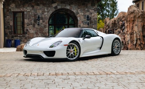2015 Porsche 918 Spyder Weissach Package Roadster 2D in Enumclaw, WA, United States 1